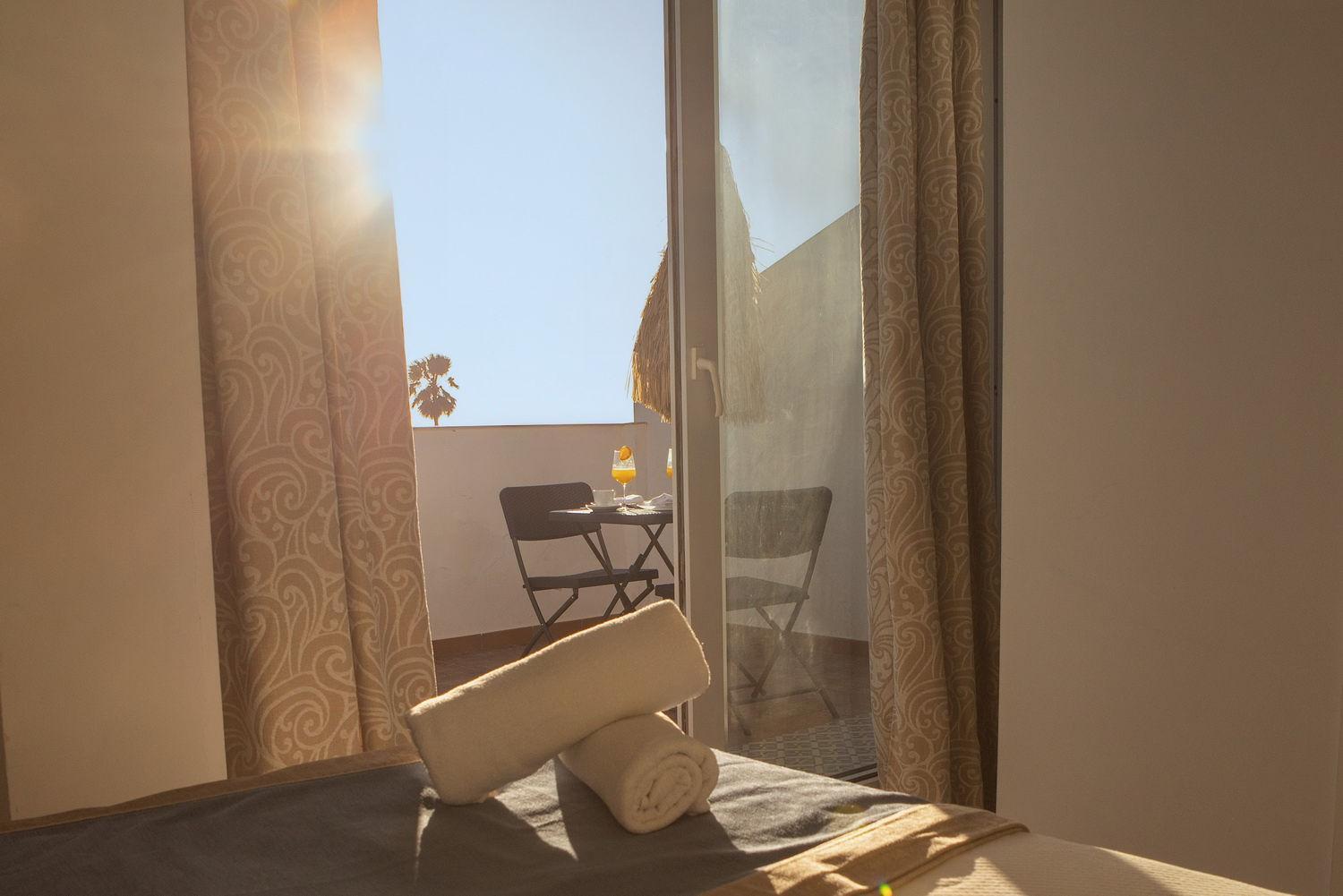 Hotel Playa Conil - Beachfront Studios & Suites Conil De La Frontera Exterior foto