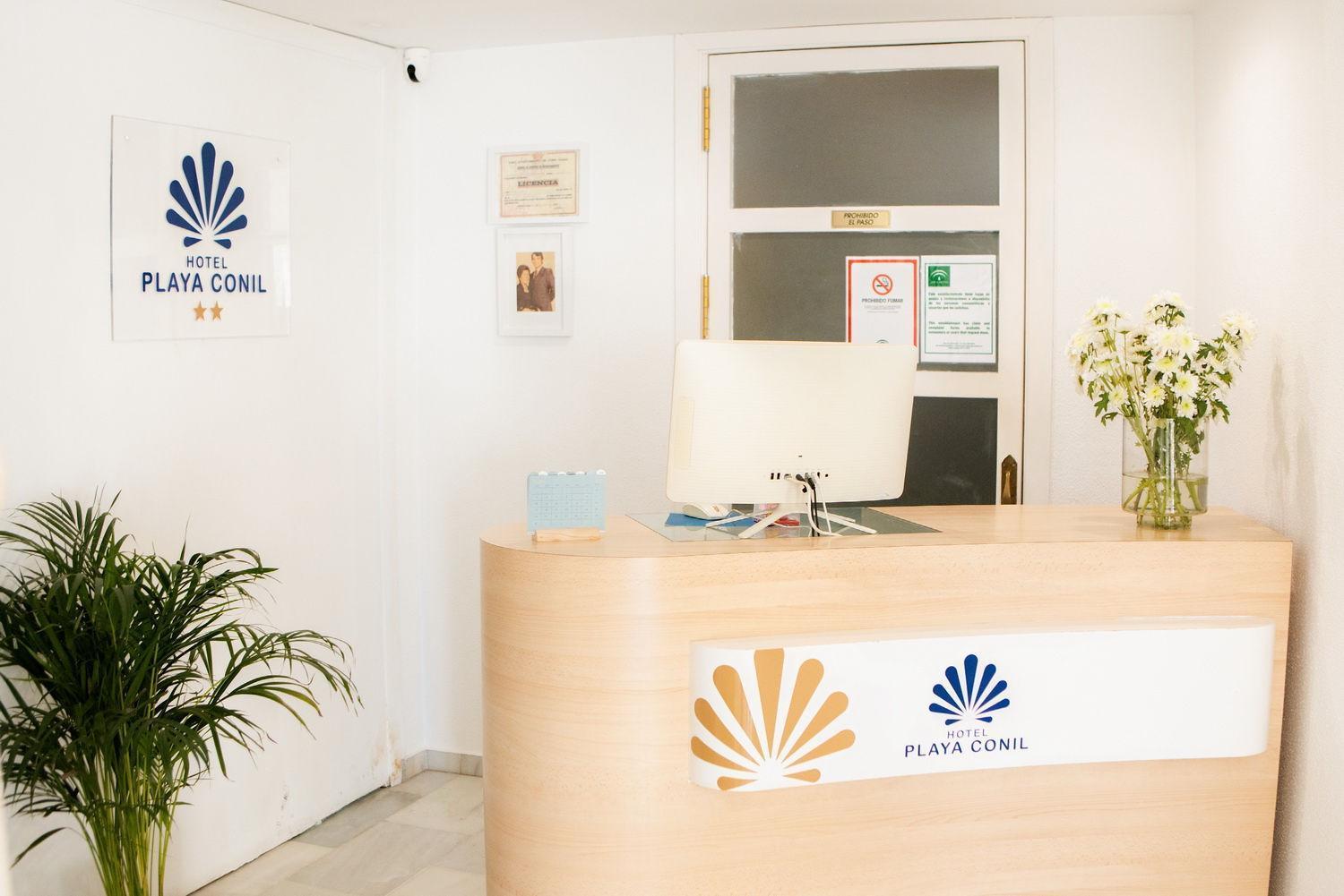 Hotel Playa Conil - Beachfront Studios & Suites Conil De La Frontera Exterior foto